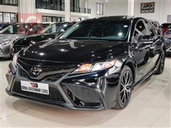 تۆیۆتا کامری